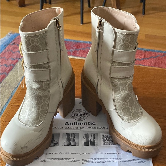 Gucci Women's Cream Ankle Boots with Logo Detail 35.5  is size . Made in Italy - Picture 12 of 13